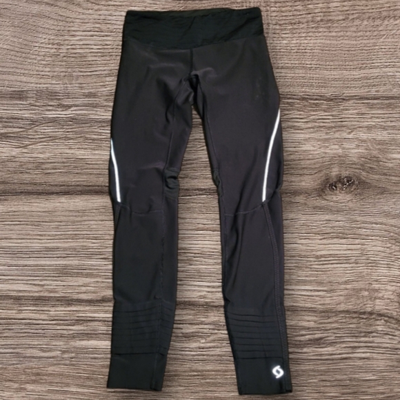WOMEN'S MOVING COMFORT SPRINT TECH TIGHT BLACK - Picture 1 of 12